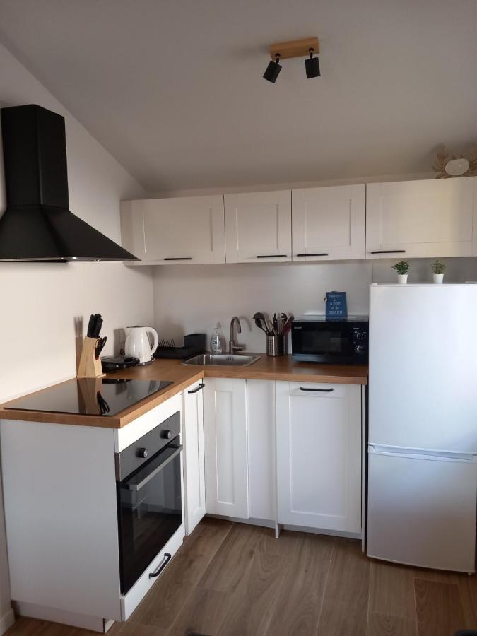 Apartmani Luni Premantura Kültér fotó